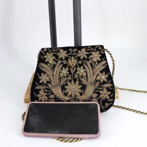 Vintage 1970s beaded crossbody bag